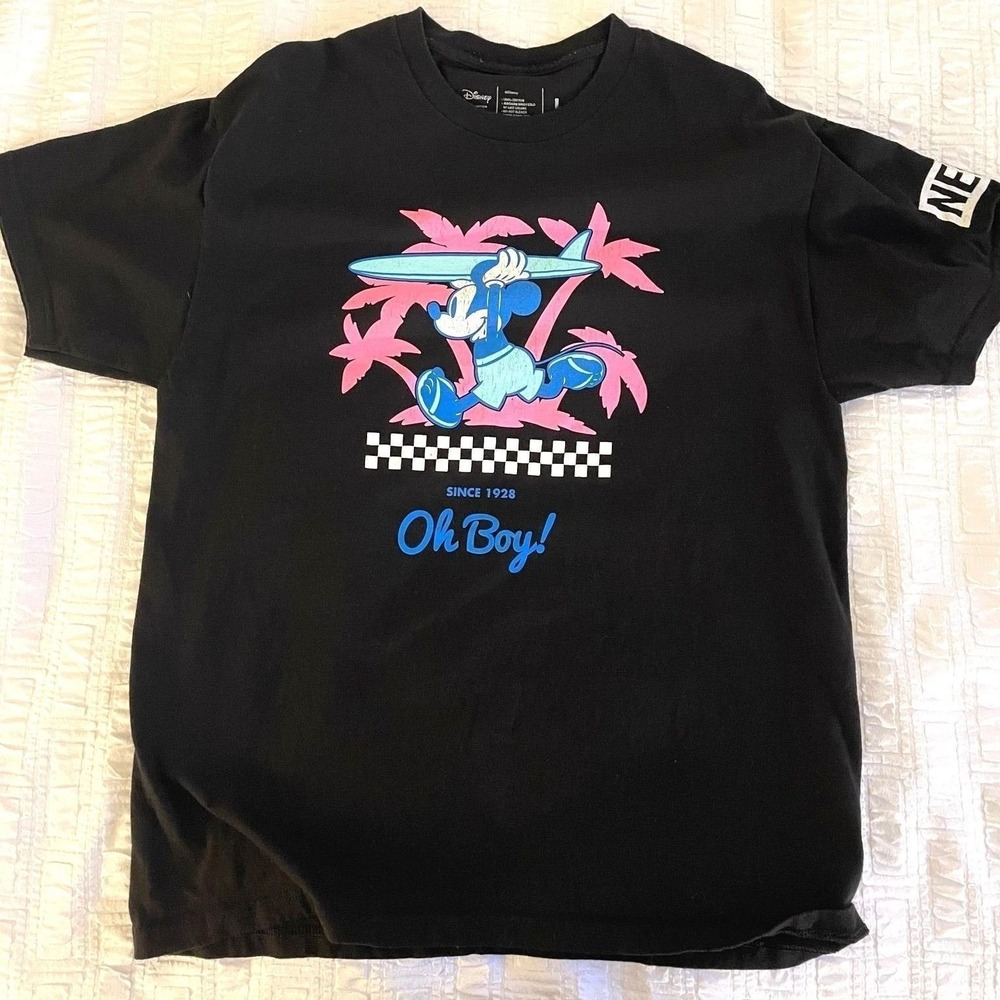 NEFF X Disney Men's Mickey Mouse Oh Boy Surfing Graphic Tee Size Large W0072